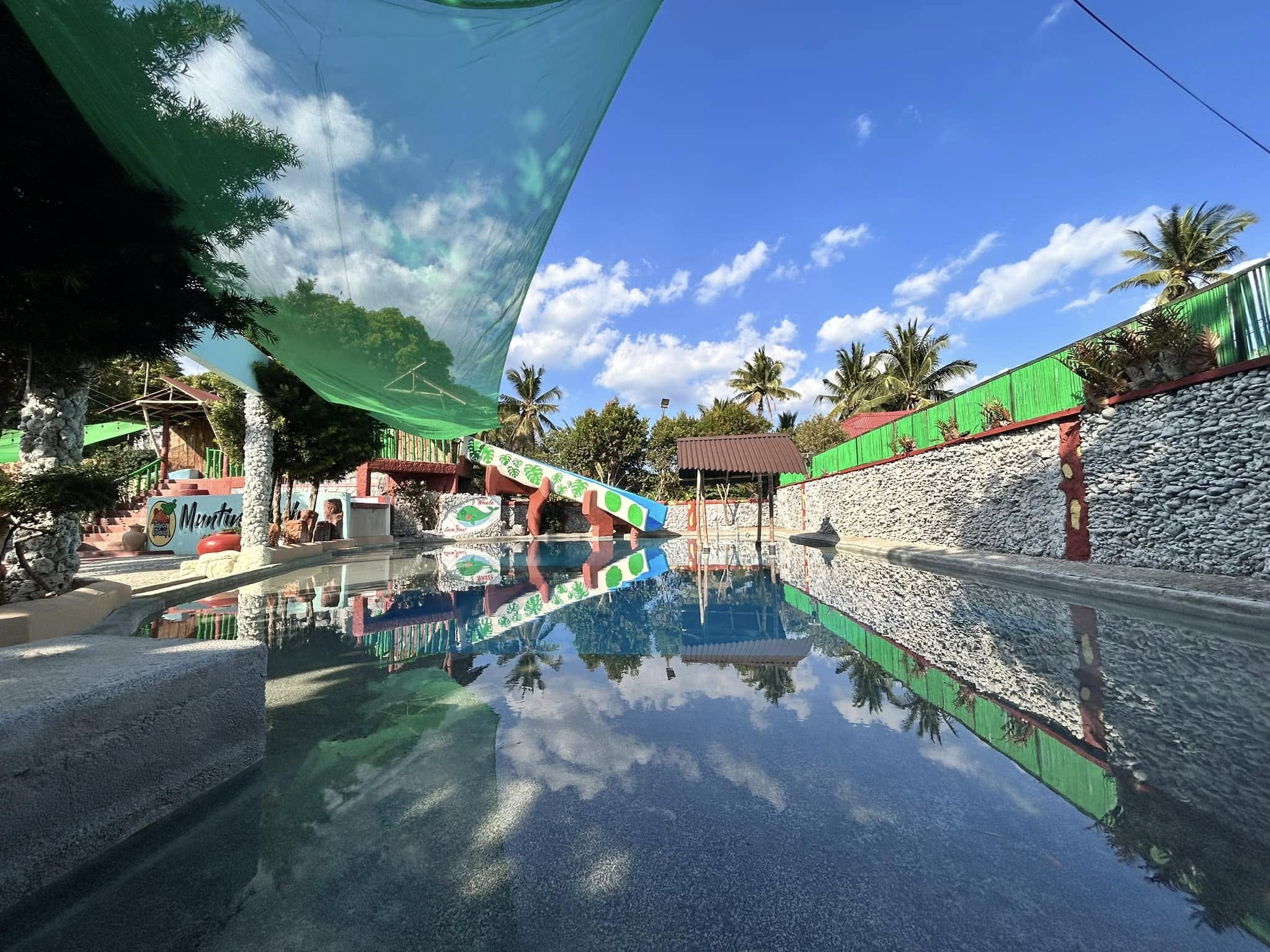 Small Resort, Big Charm